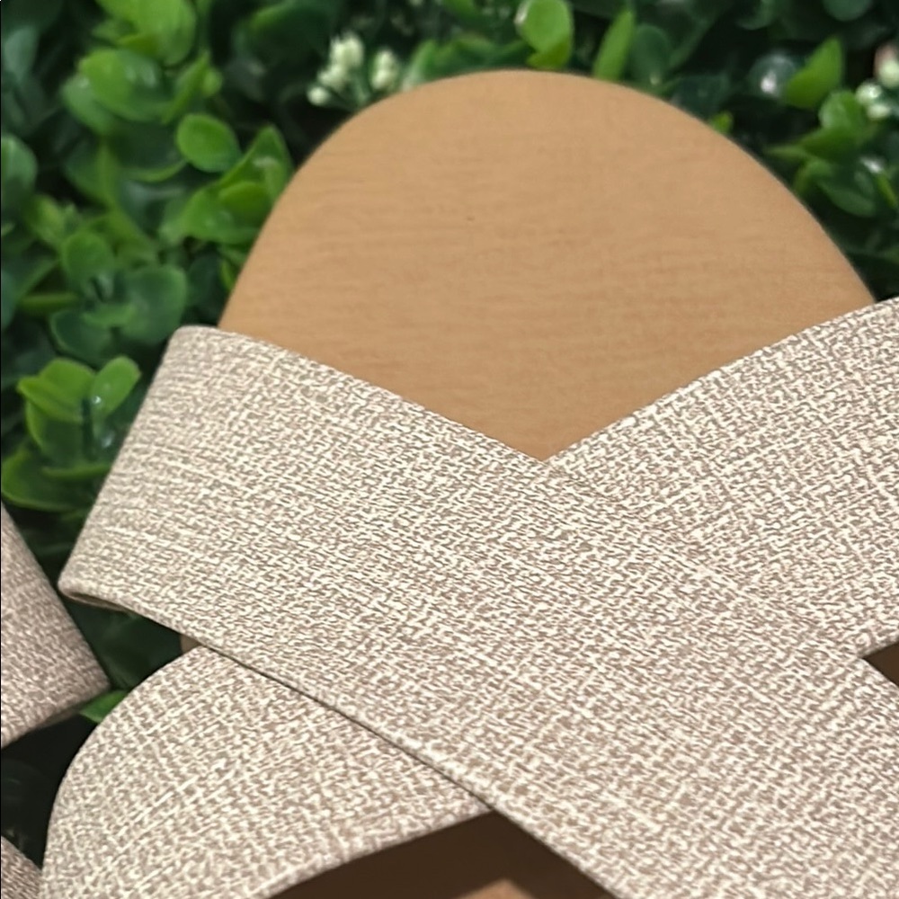 LC Lauren Conrad Tan Minimalist Slide Sandals - Picture 6 of 8
